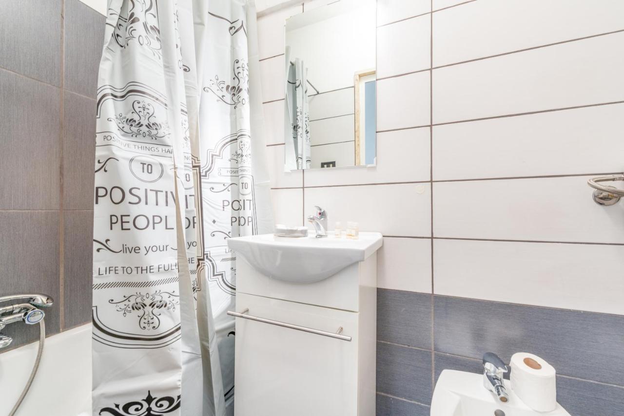 Stazione Centrale & Universita Lovely Apartment Bari Ngoại thất bức ảnh