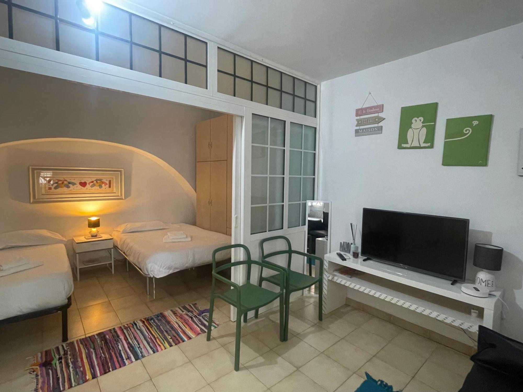 Stazione Centrale & Universita Lovely Apartment Bari Ngoại thất bức ảnh
